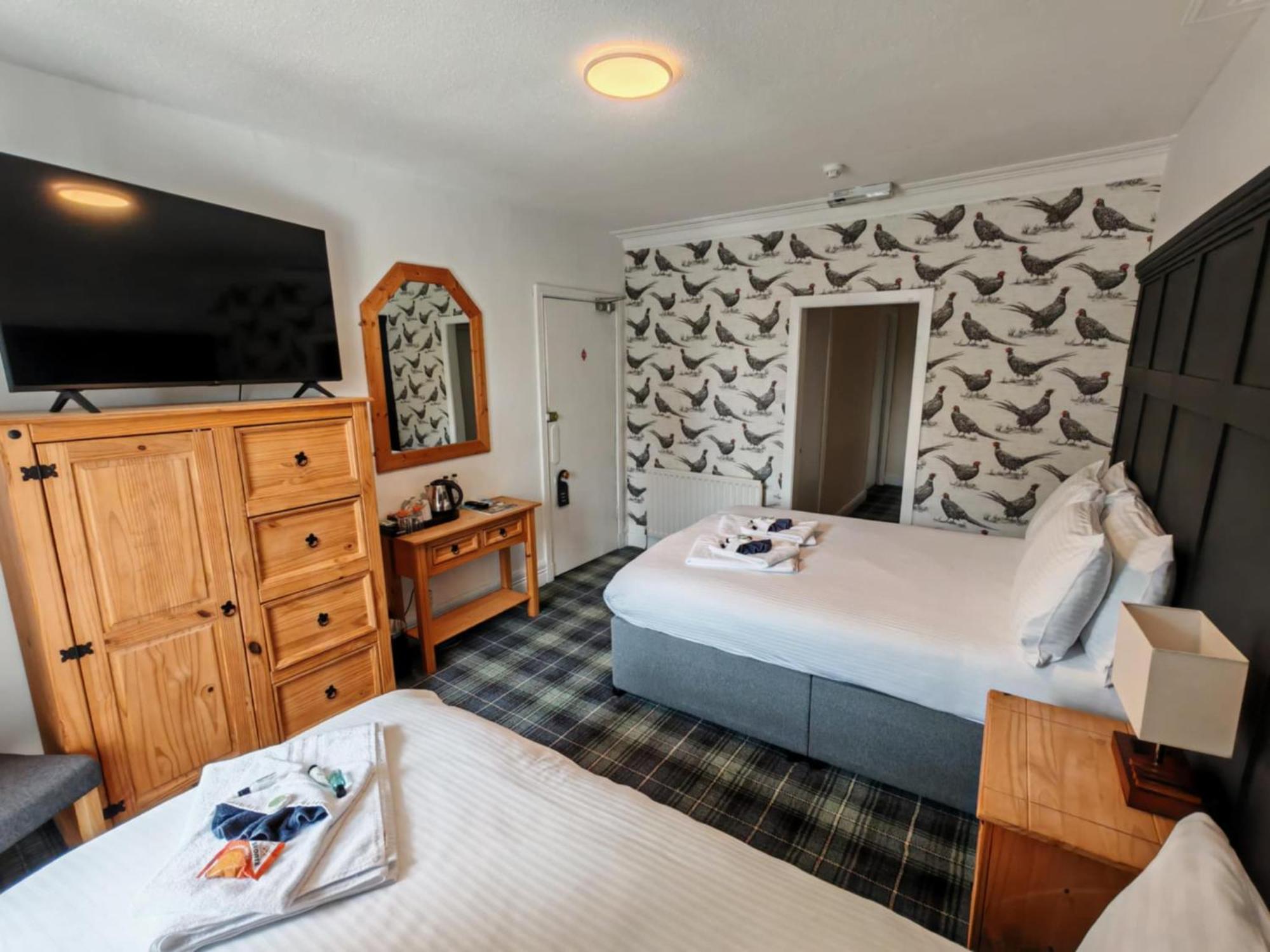 The Grapes Hotel Newcastleton Esterno foto